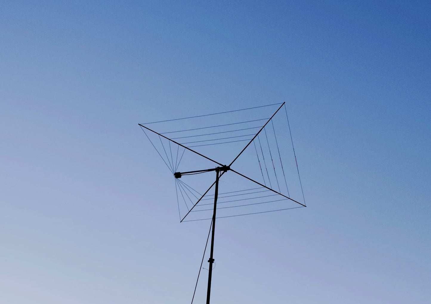 RFD-CW5HF, 5 Band HF Cobweb Antenna